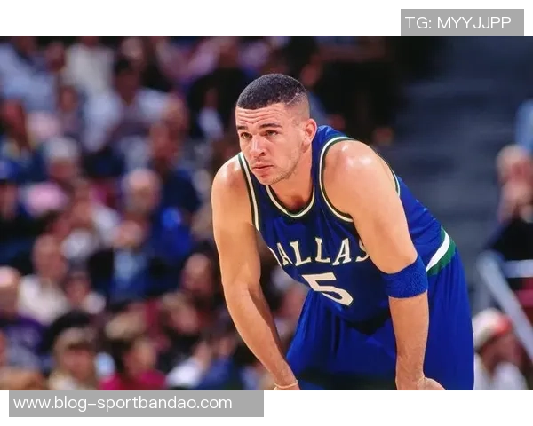 基德分享经验：与顶尖球员相处时学习的重要性与成长之道