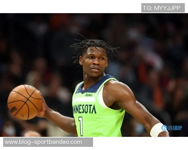 芬奇盛赞华子天赋异禀新秀赛季40分展现无限潜力